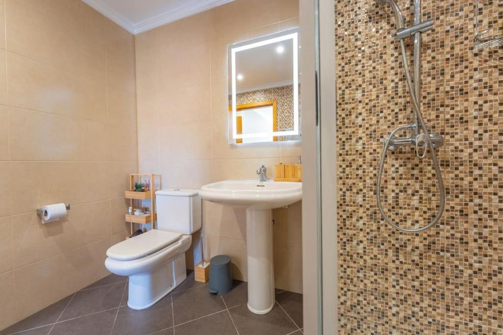 Super Anadia - Olive Apartment